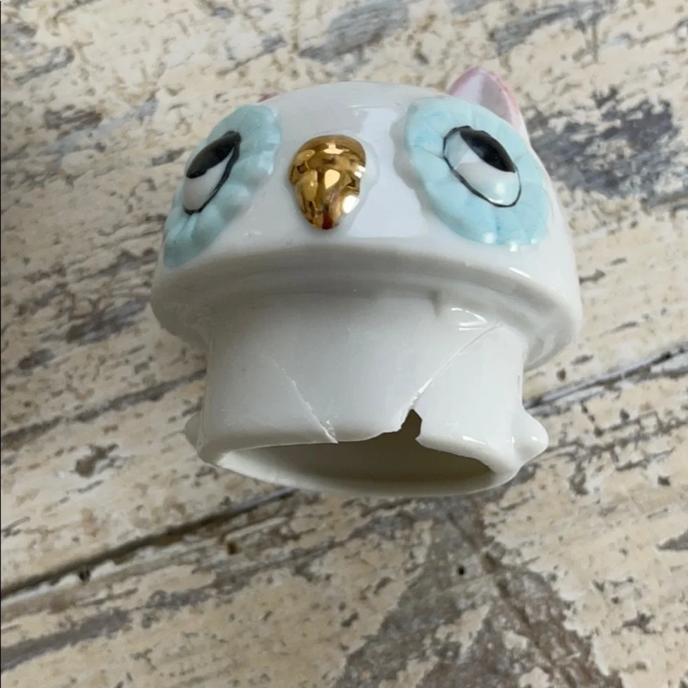 Small owl teapot​​​​​​​​​​​​​​